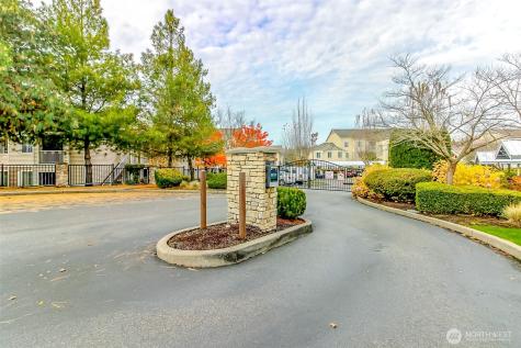 18615 101st Avenue Ct E Puyallup WA 98375