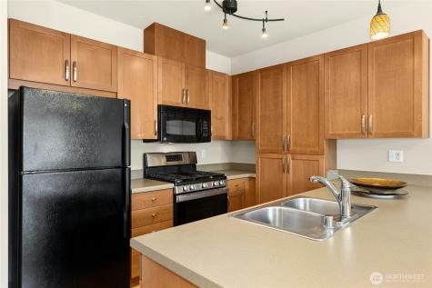 1880 25th Avenue NE Issaquah WA 98029