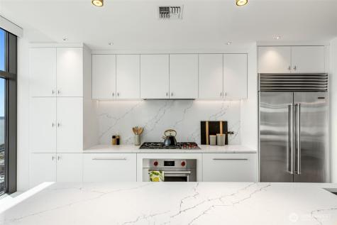 2033 2nd Avenue Seattle WA 98121