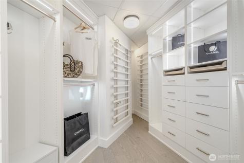 2033 2nd Avenue Seattle WA 98121