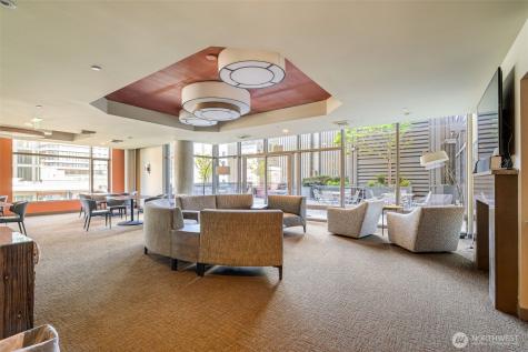 2033 2nd Avenue Seattle WA 98121