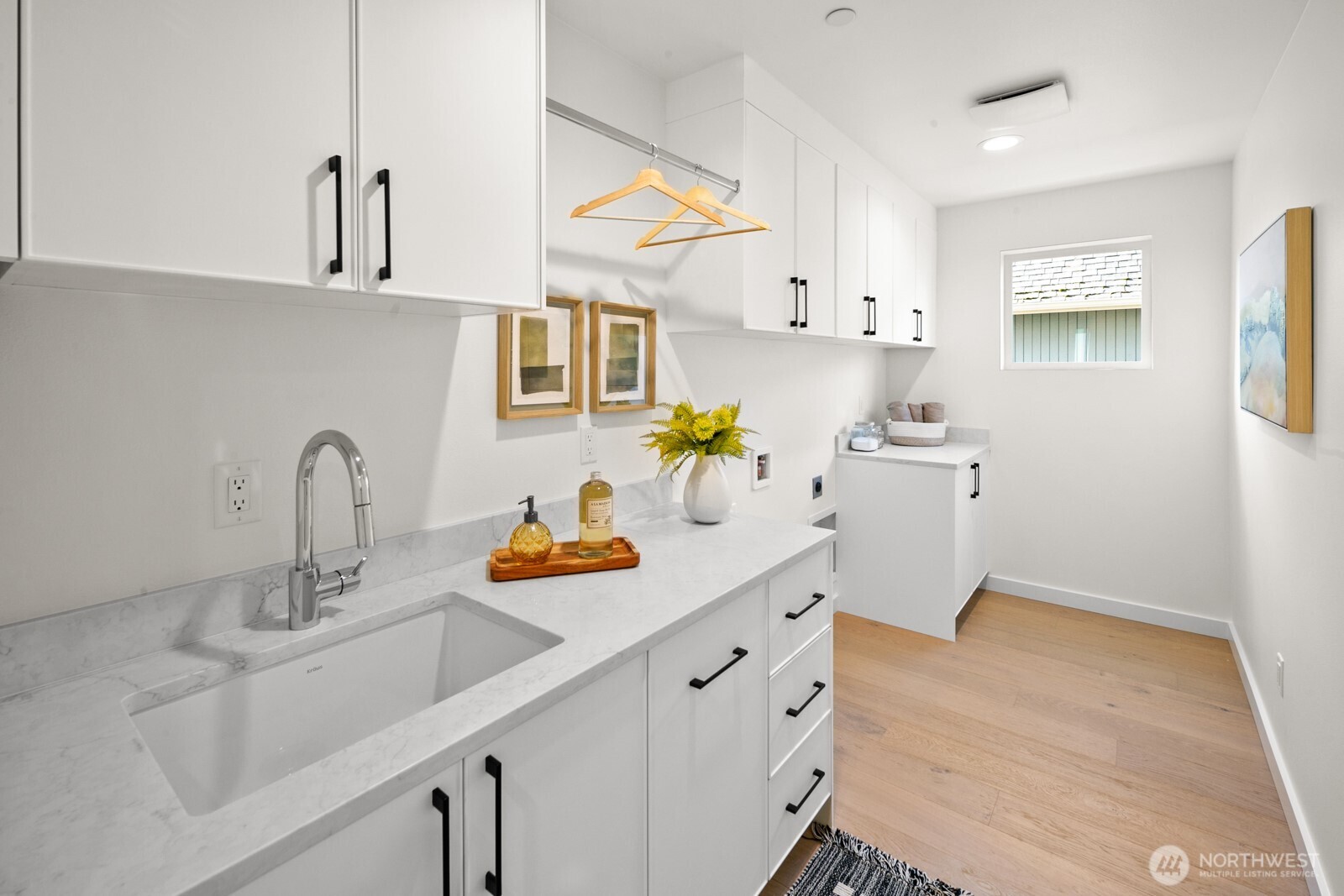 2851 NW 70th Street Seattle WA 98117
