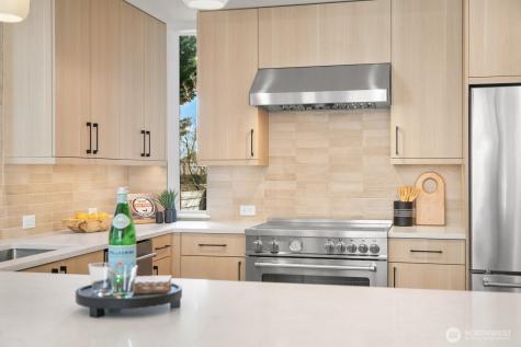 2851 NW 70th Street Seattle WA 98117