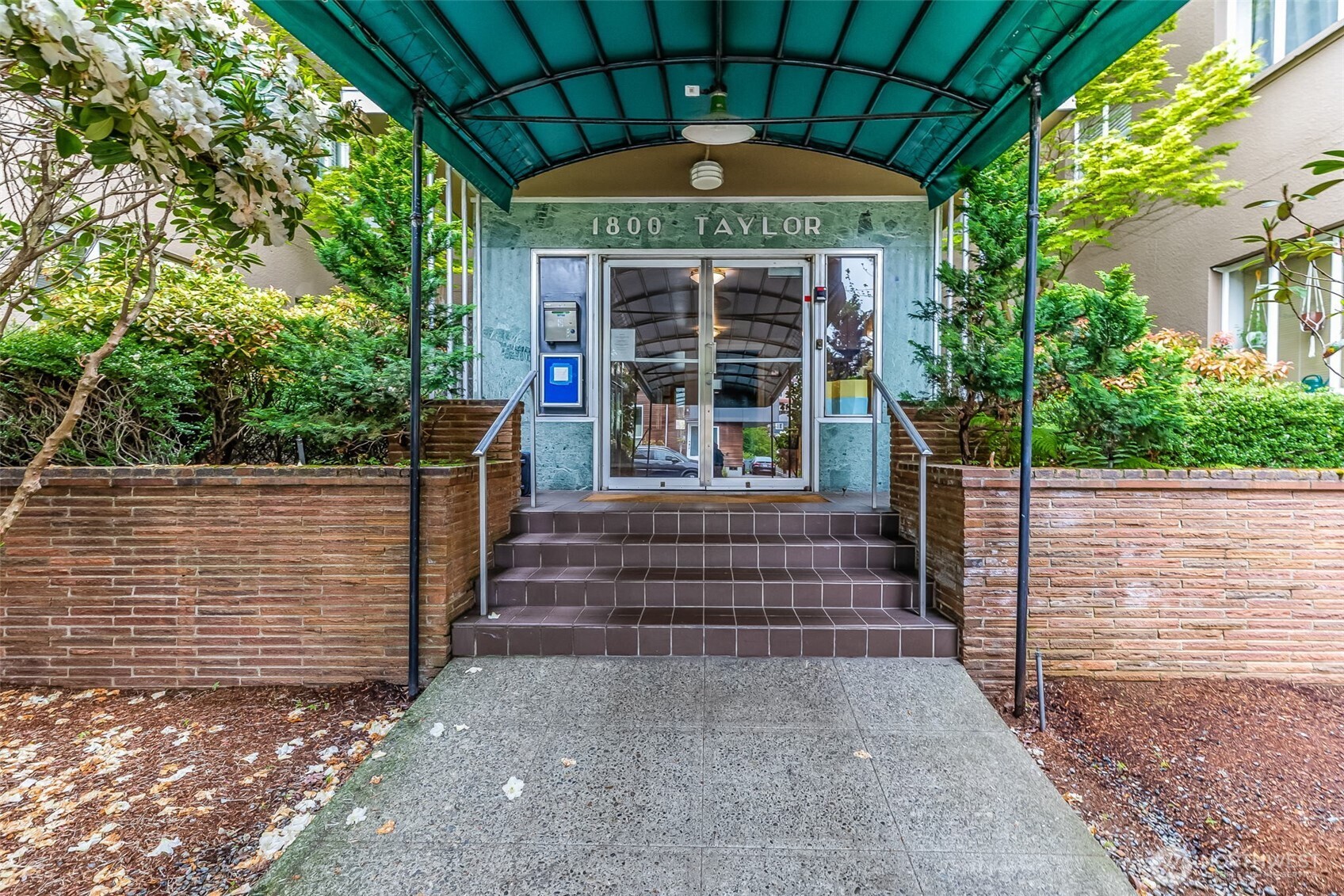 1800 Taylor Avenue N Seattle WA 98109