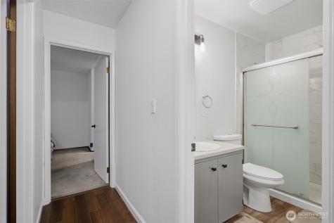 10457 Des Moines Memorial Drive S Seattle WA 98168