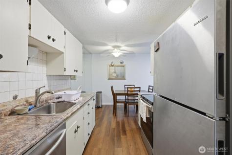 10457 Des Moines Memorial Drive S Seattle WA 98168