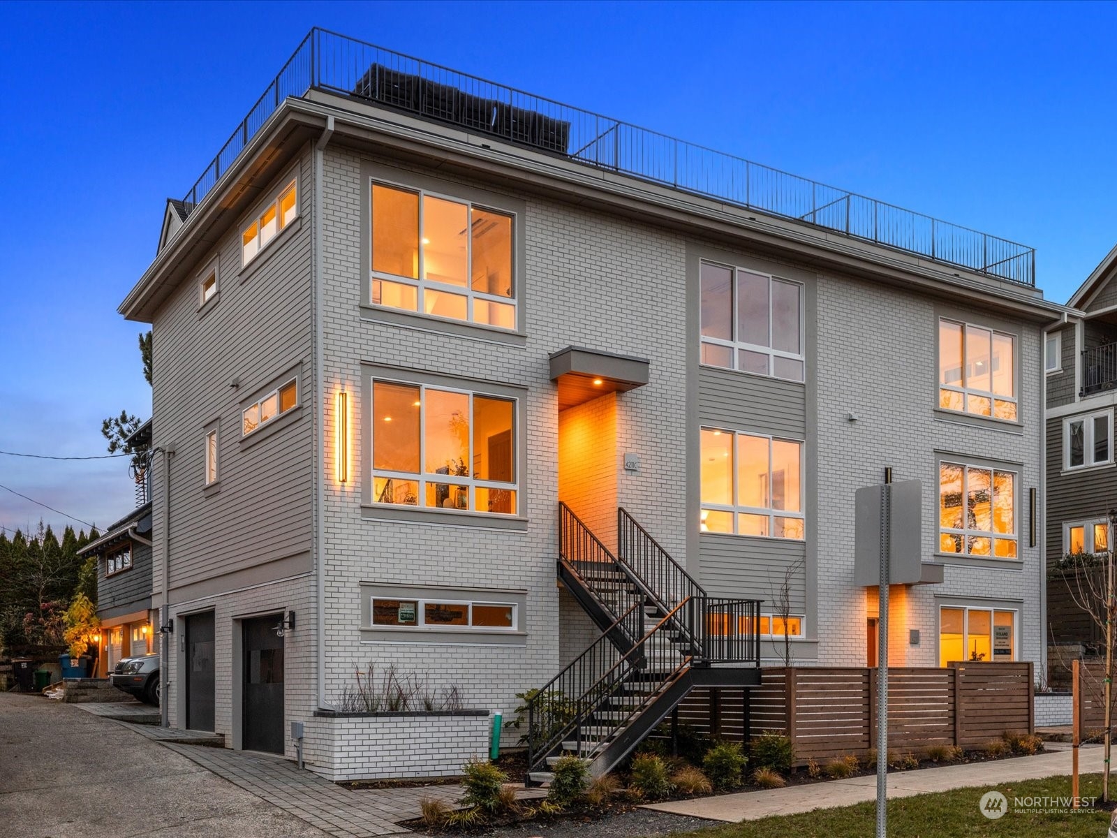 4211 E Mcgilvra Street Seattle WA 98112