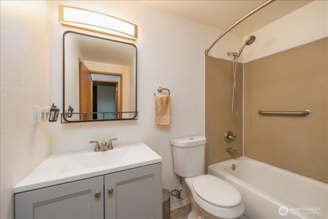25735 115th Avenue SE Kent WA 98030