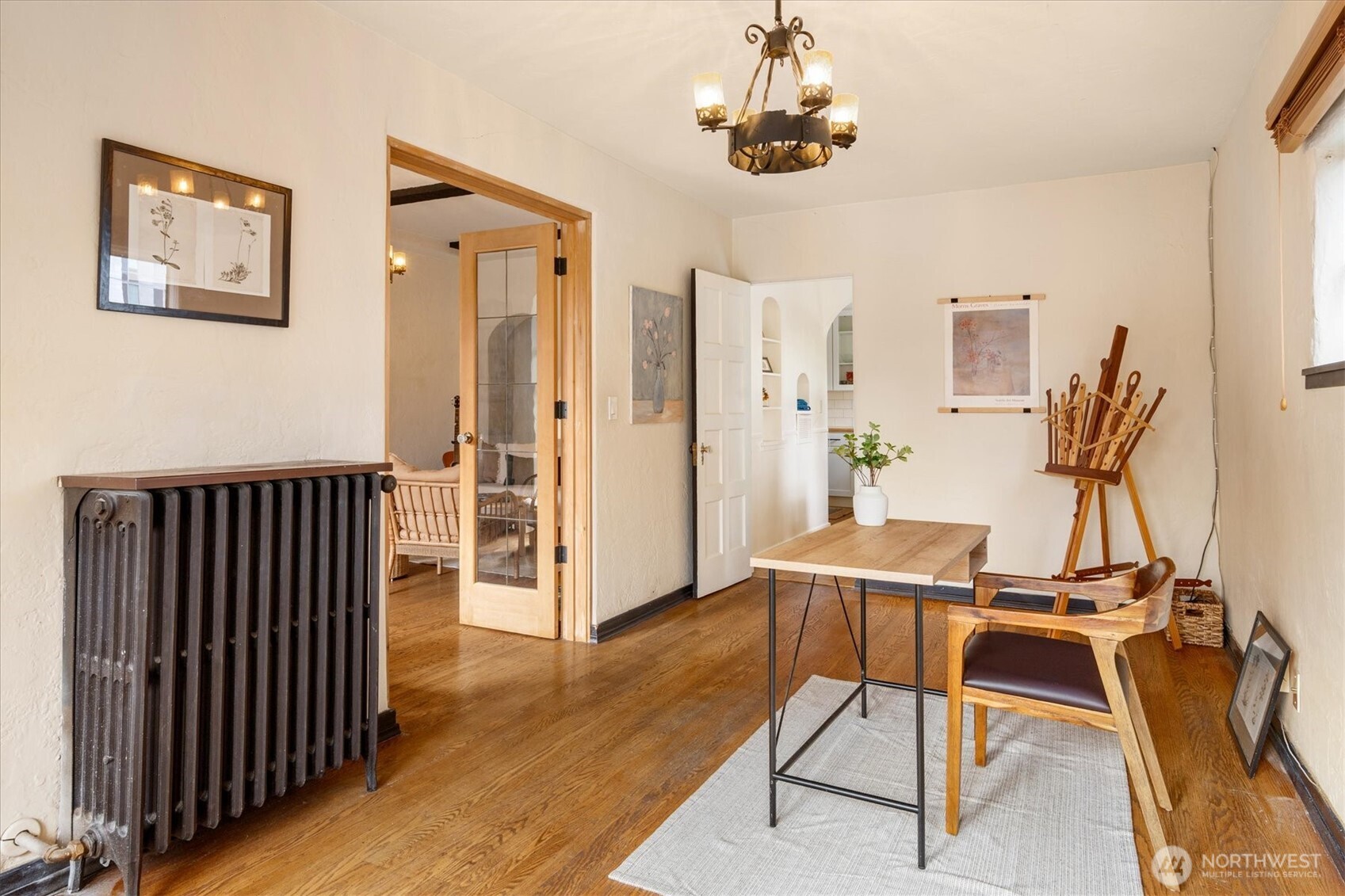 1106 NE 42nd Seattle WA 98105