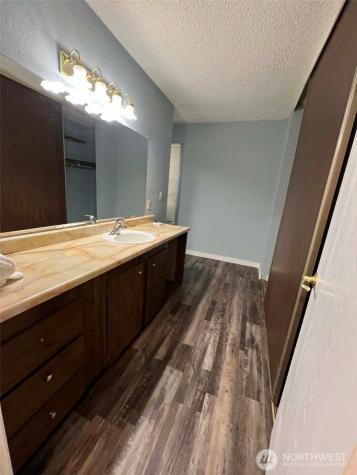 23625 112th Avenue SE Kent WA 98031