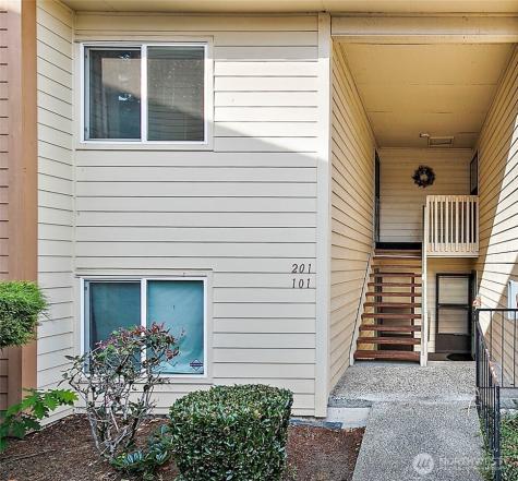 23625 112th Avenue SE Kent WA 98031