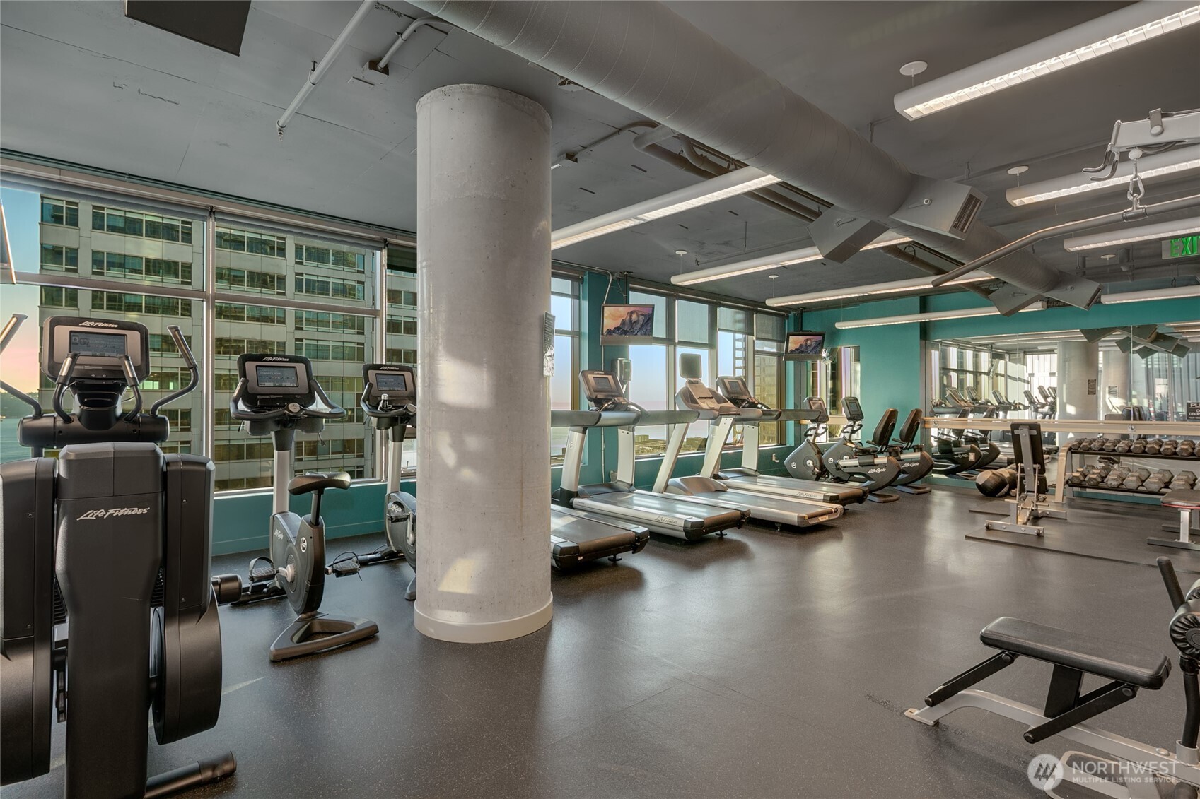 2033 2nd Avenue Seattle WA 98121