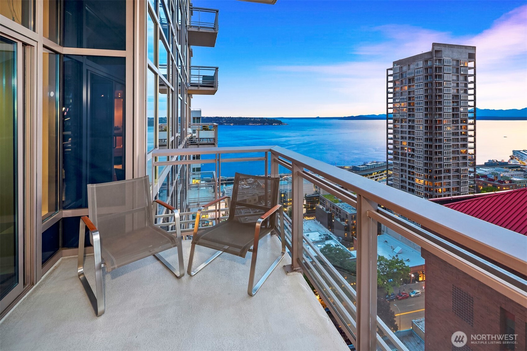 2033 2nd Avenue Seattle WA 98121