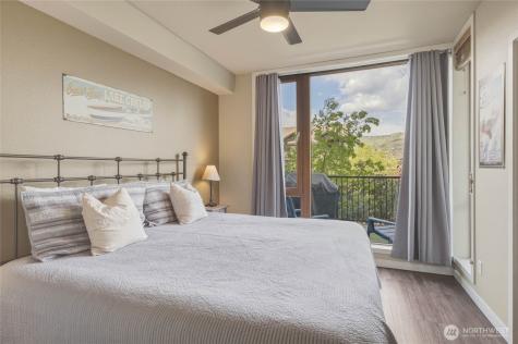 2220 W Woodin Chelan WA 98816