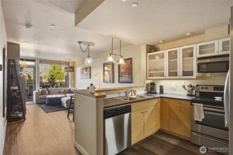 2220 W Woodin Chelan WA 98816