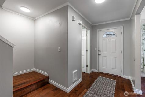 6106 202nd Street SW Lynnwood WA 98036