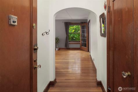 408 Bellevue Ave E Seattle WA 98102