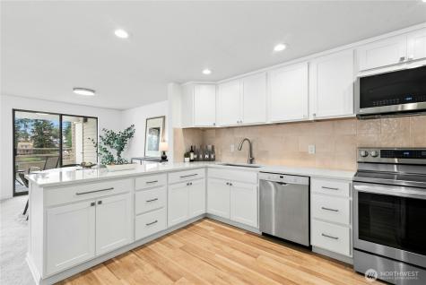 19524 Echo Lake Place N Shoreline WA 98133