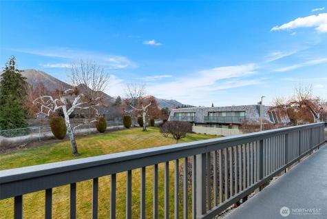 1535 Castlerock Avenue Wenatchee WA 98801