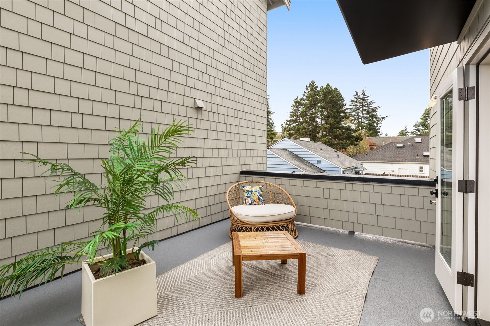 2844 35th Avenue W Seattle WA 98199