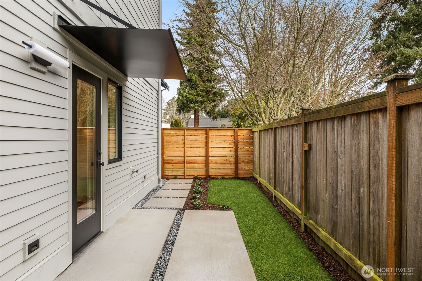 2844 35th Avenue W Seattle WA 98199