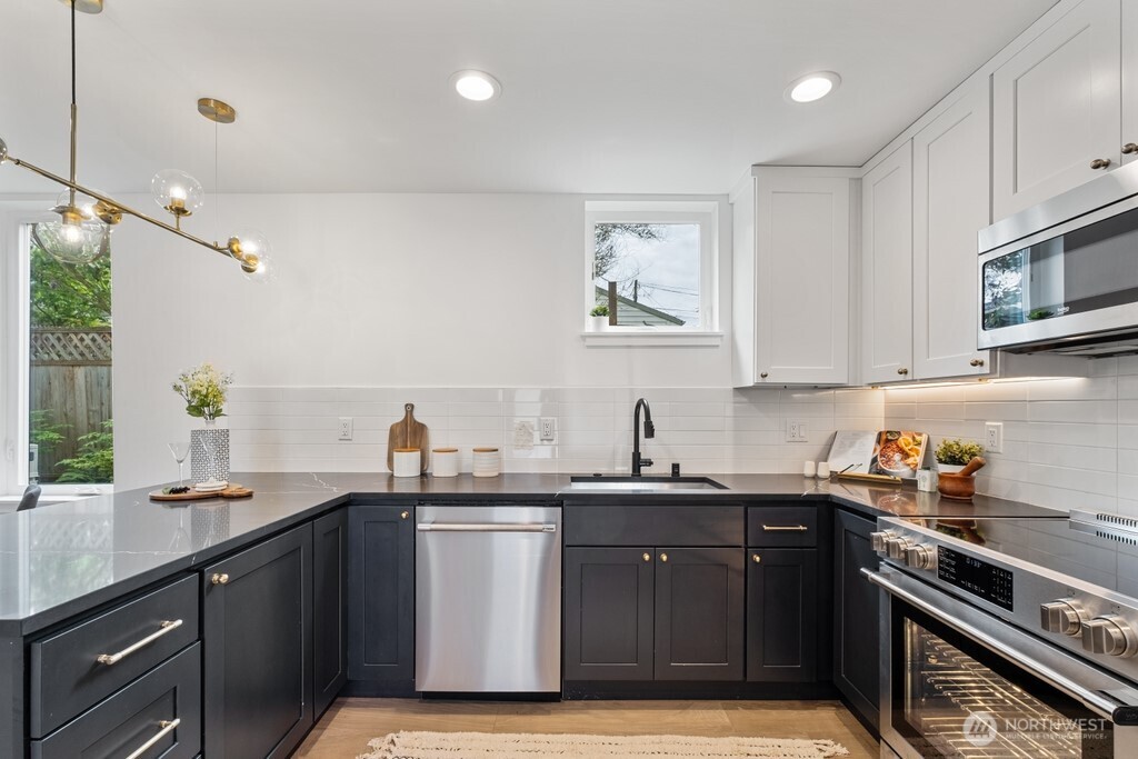 311 NW 89th Street Seattle WA 98117