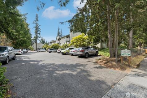 5806 200th Street SW Lynnwood WA 98036