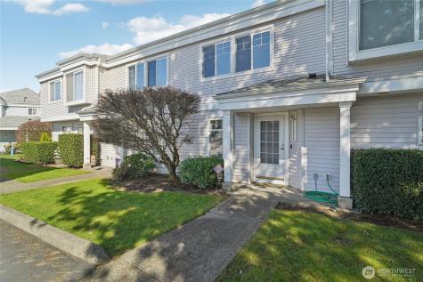 23628 55th Place S Kent WA 98032