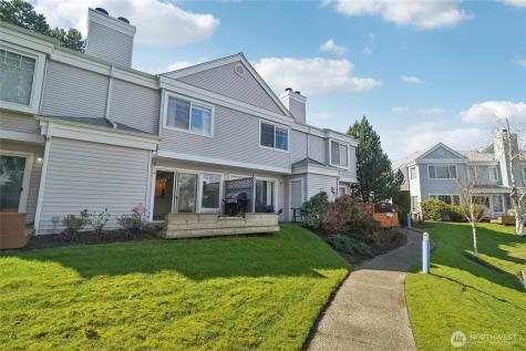 23628 55th Place S Kent WA 98032