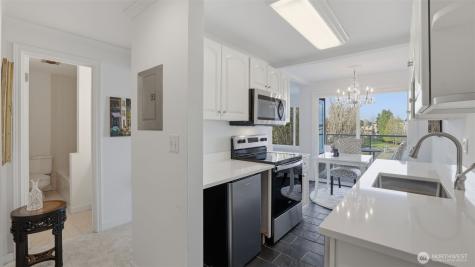 1800 43rd Avenue E Seattle WA 98112