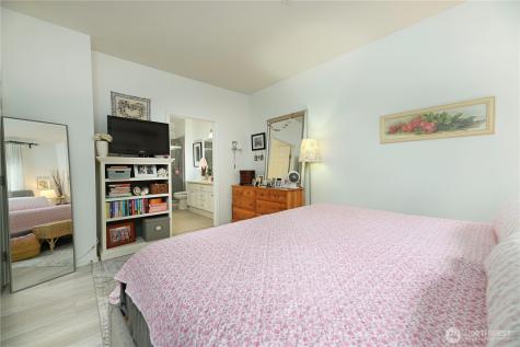 17761 134th Lane SE Renton WA 98058