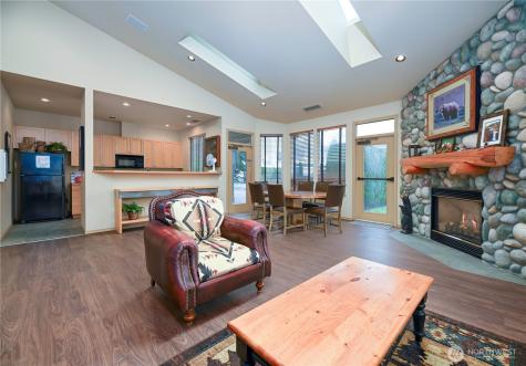 17761 134th Lane SE Renton WA 98058