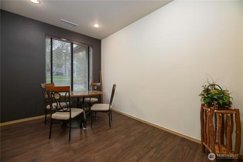 17761 134th Lane SE Renton WA 98058