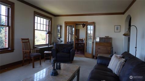 233 14th Avenue E Seattle WA 98112