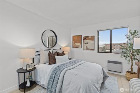 4911 Fremont Avenue N Seattle WA 98103