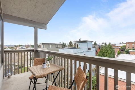 4911 Fremont Avenue N Seattle WA 98103