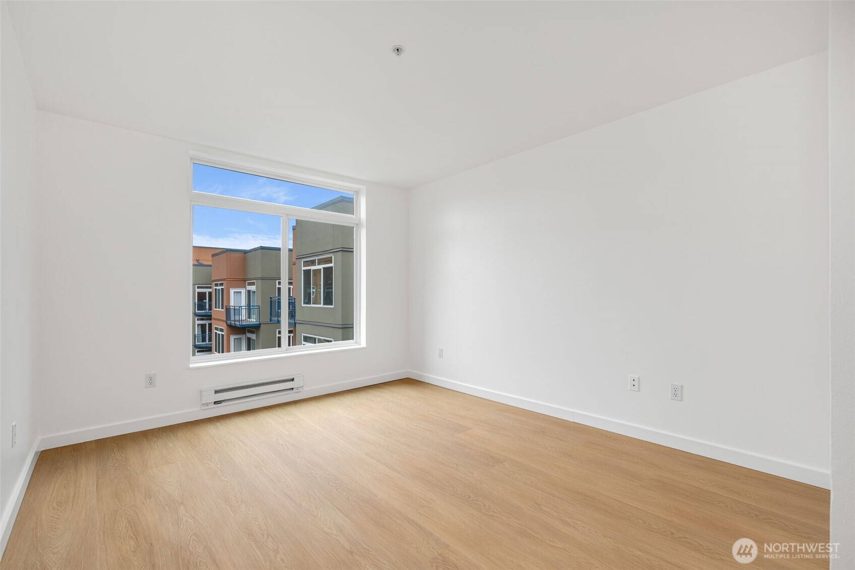 2415 2nd Avenue Seattle WA 98121