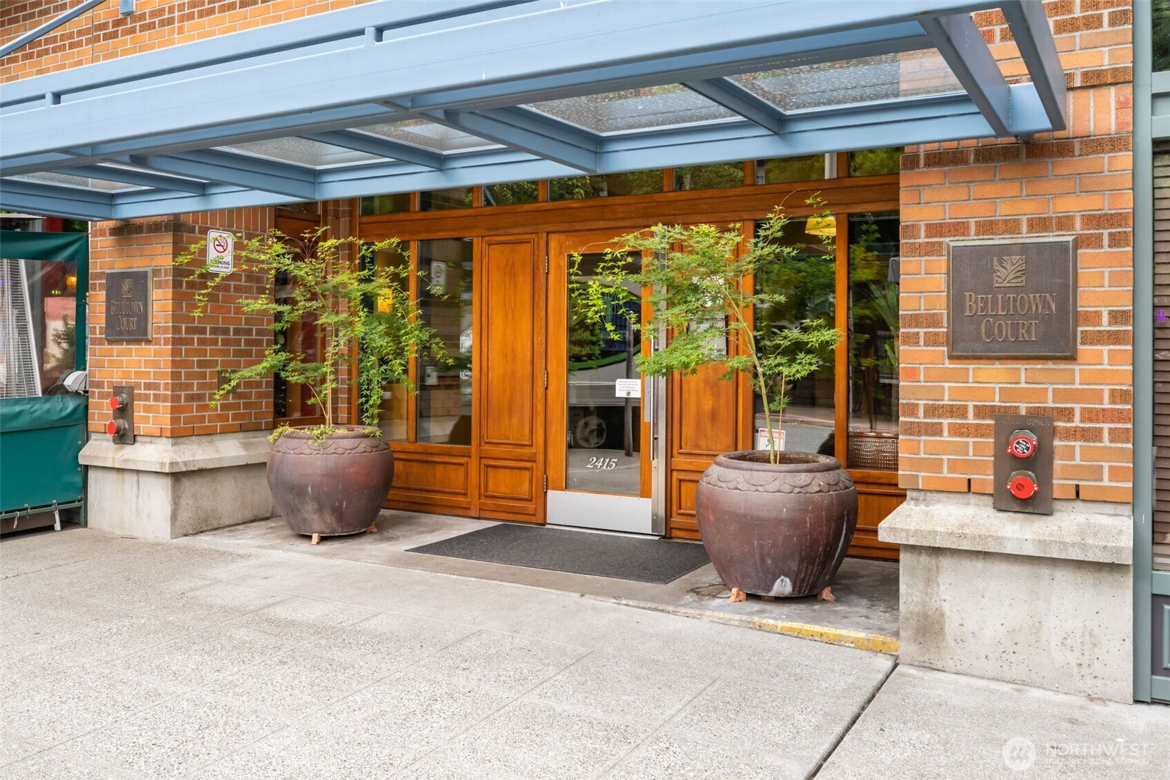 2415 2nd Avenue Seattle WA 98121