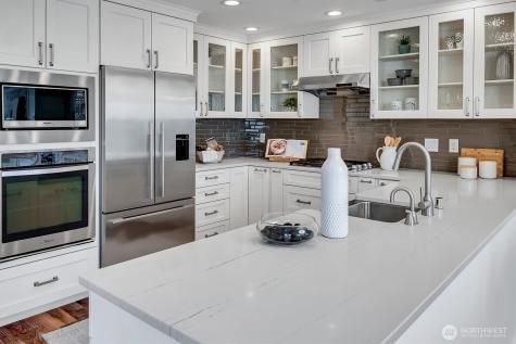 11110 NE 41st Drive Kirkland WA 98033