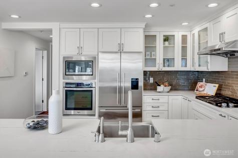 11110 NE 41st Drive Kirkland WA 98033