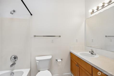 1507 Mcdonald Avenue Dupont WA 98327