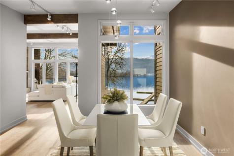 4323 E Lake Sammamish Parkway SE Issaquah WA 98029