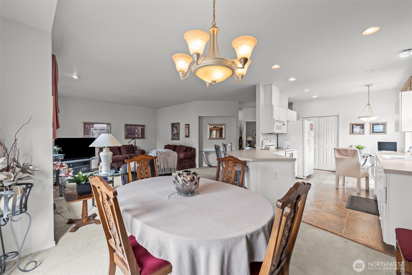 1102 Garden Circle Tacoma WA 98466