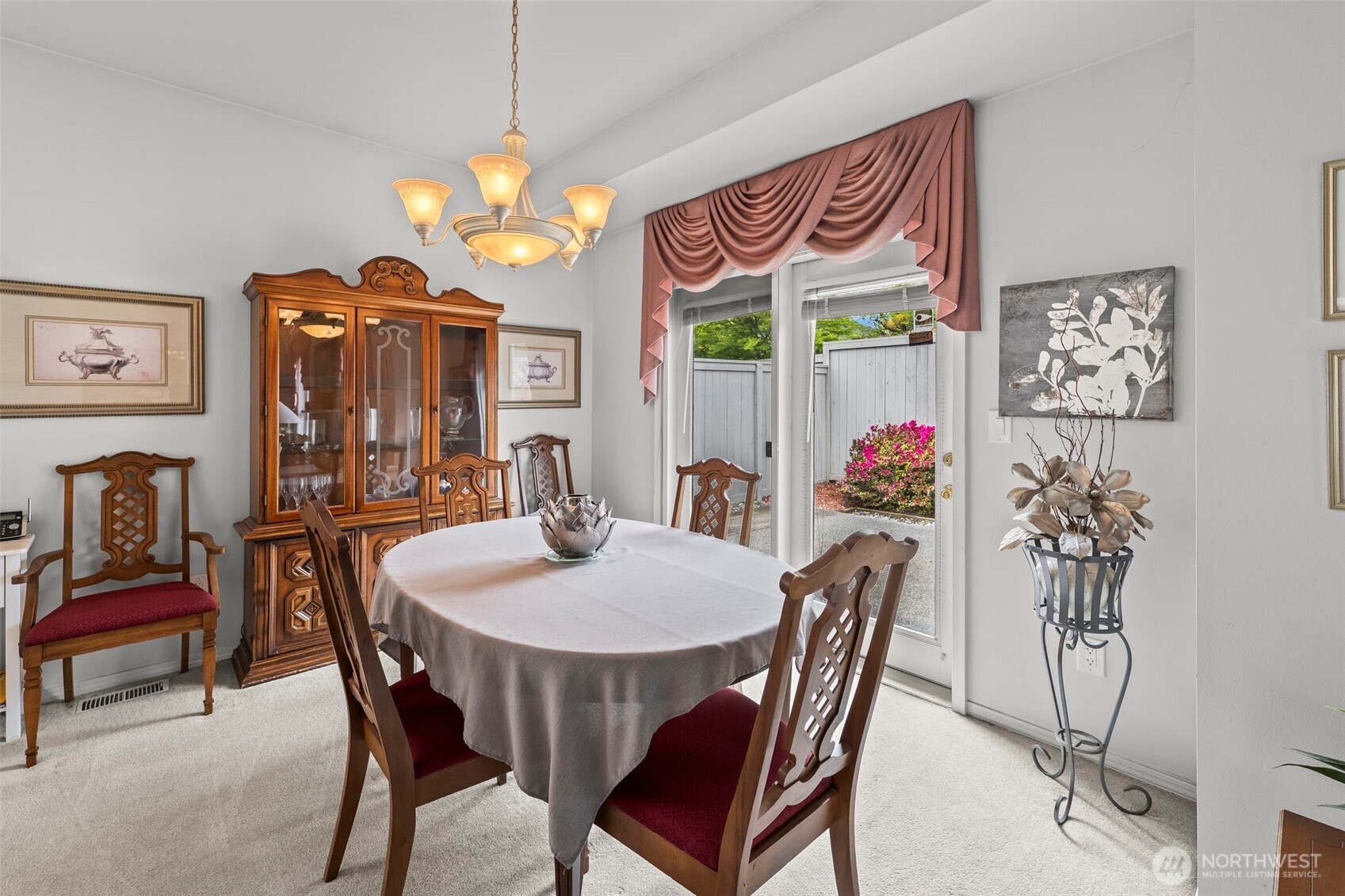 1102 Garden Circle Tacoma WA 98466