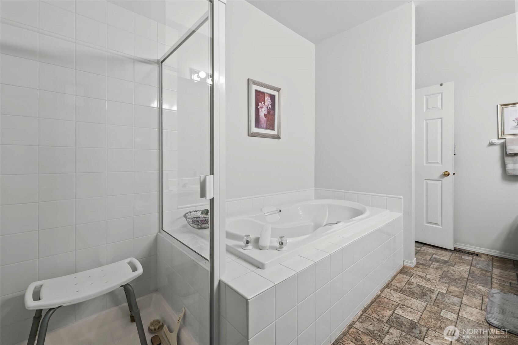 1102 Garden Circle Tacoma WA 98466