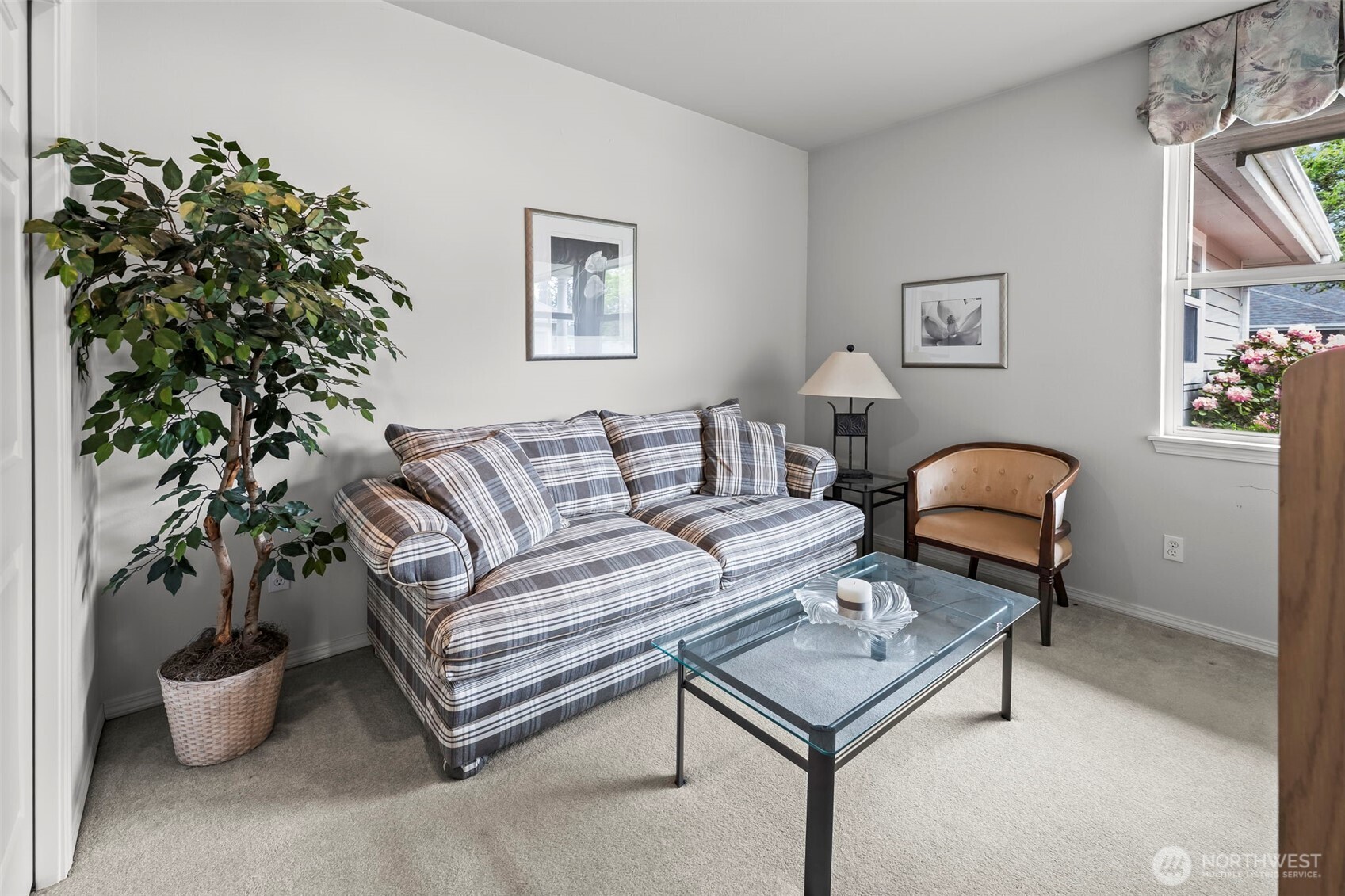 1102 Garden Circle Tacoma WA 98466