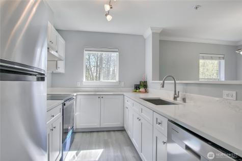 33020 10th Avenue SW Federal Way WA 98023