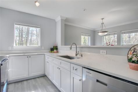 33020 10th Avenue SW Federal Way WA 98023