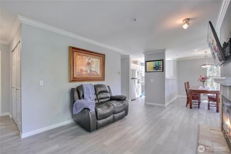 33020 10th Avenue SW Federal Way WA 98023