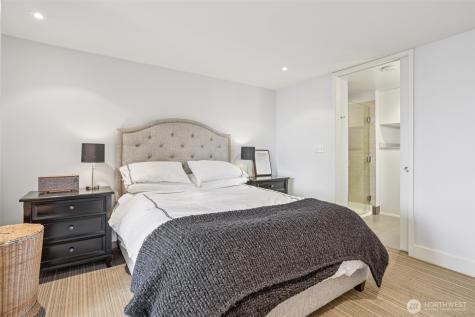 820 Blanchard Street Seattle WA 98121